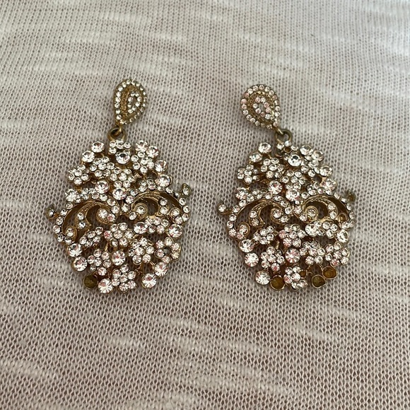 Dressy Earrings. Gold & Rhinestones - Picture 1 of 3